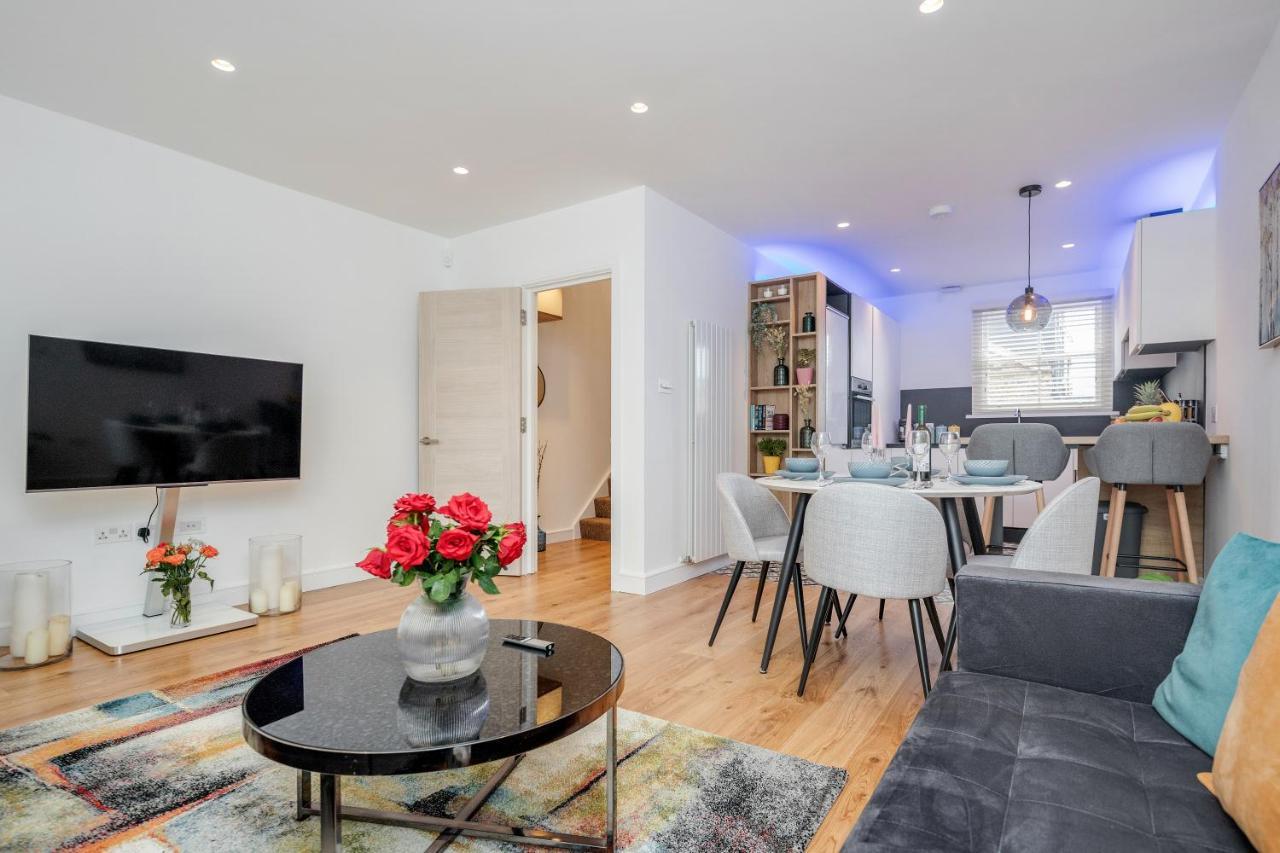 Beautiful 2 Bedrooms Split Level Fulham Apartment London Luaran gambar